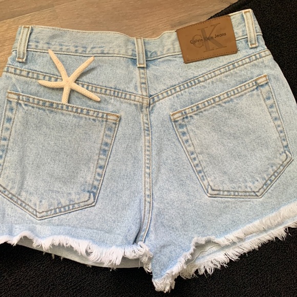 Calvin Klein - ( 7 ) SHORT - Picture 3 of 8